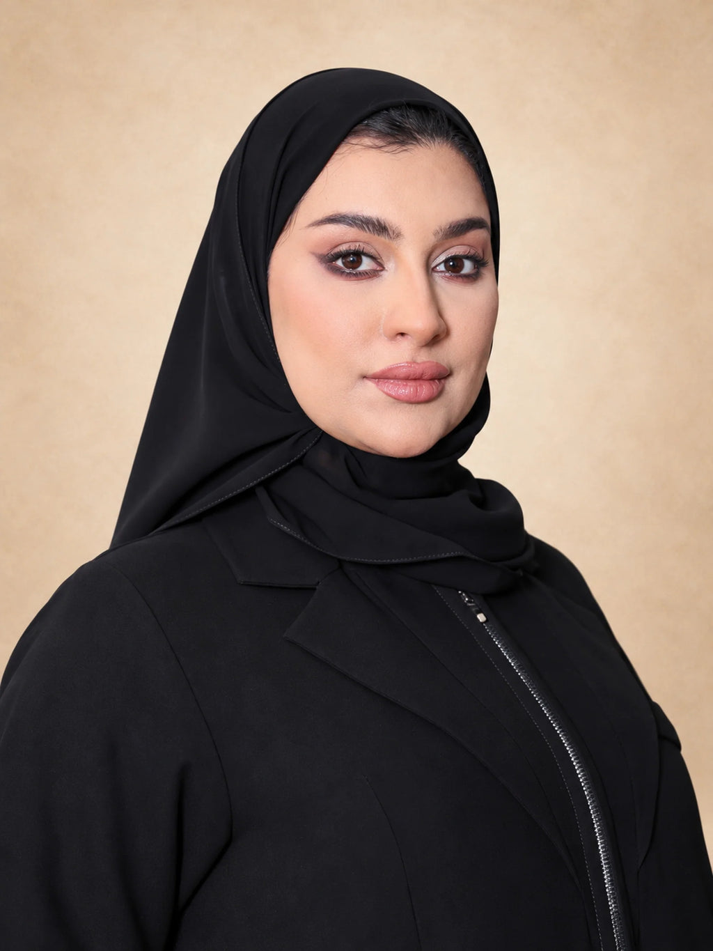 عباية بليزر بسحّاب