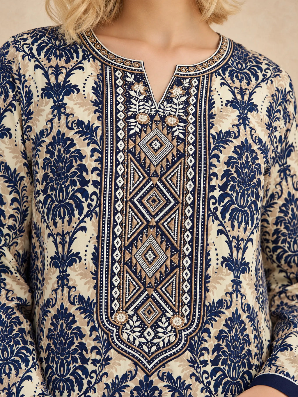 Bold Damask  Print Embroidered Jalabiya